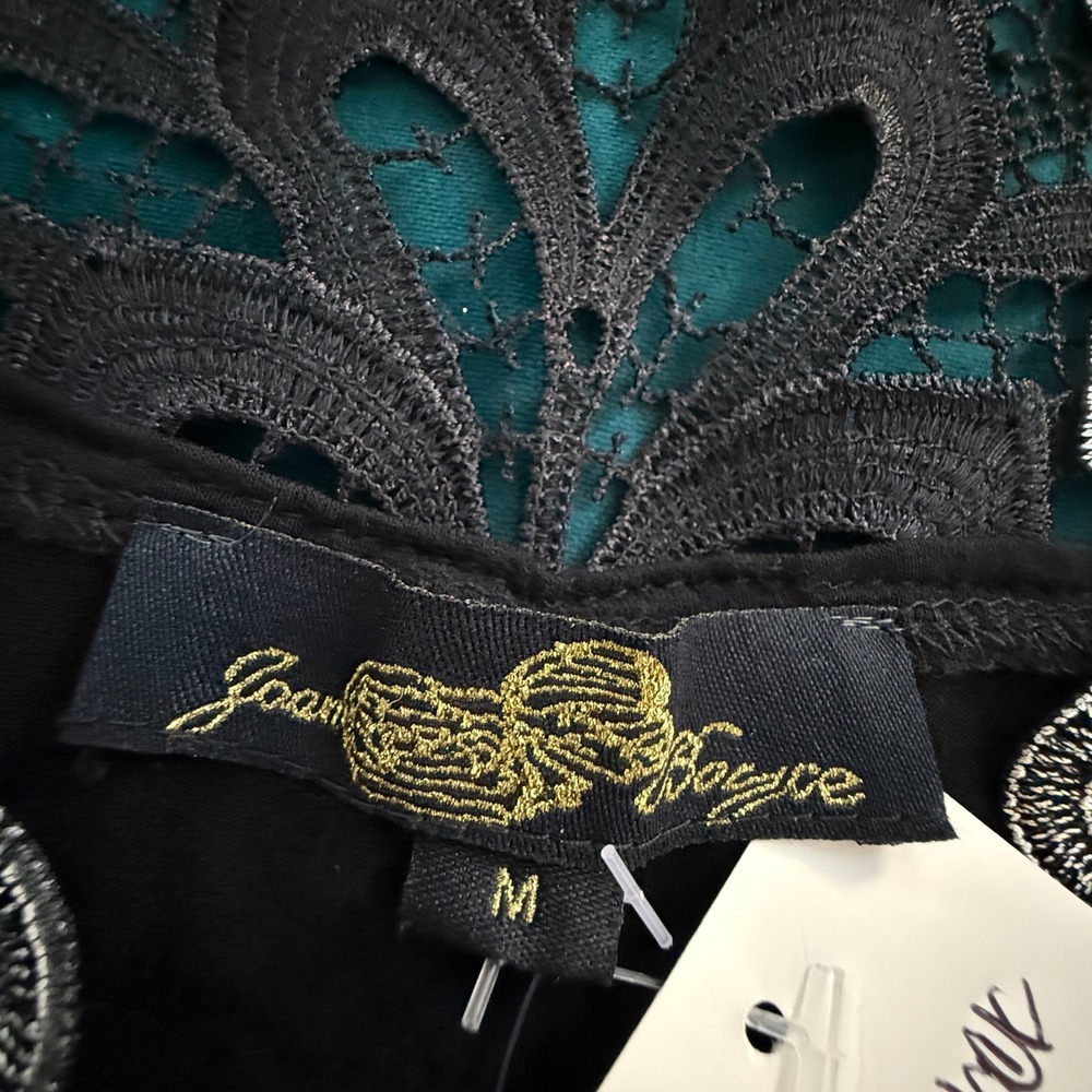 Joan Boyce Black Lace Overlay Sleeveless Top M Gorgeous NWT‎ - Picture 7 of 13